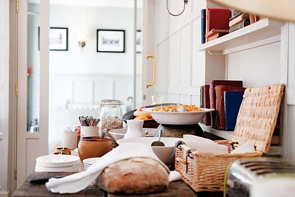 Bel And The Dragon-Churt