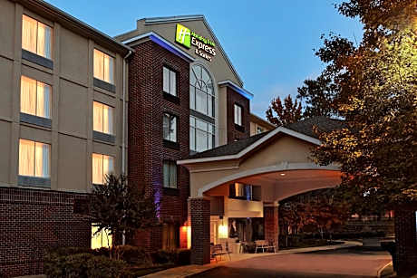Holiday Inn Express Richmond-Brandermill-Hull Street By IHG
