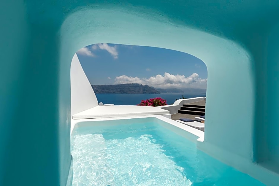 Chelidonia Luxury Suites