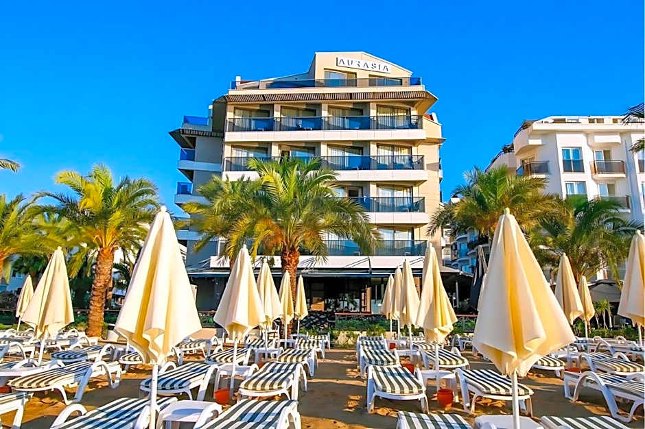 Aurasia Beach Hotel