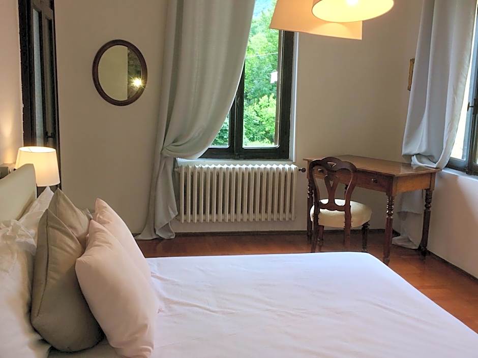 Villa Cesarina, Vallio Terme , Salo’