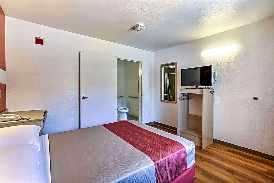 Motel 6-Fremont, CA - North