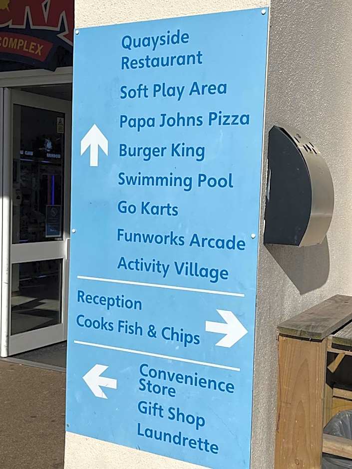 Golden Sands Mablethorpe 8 Birth Caravan