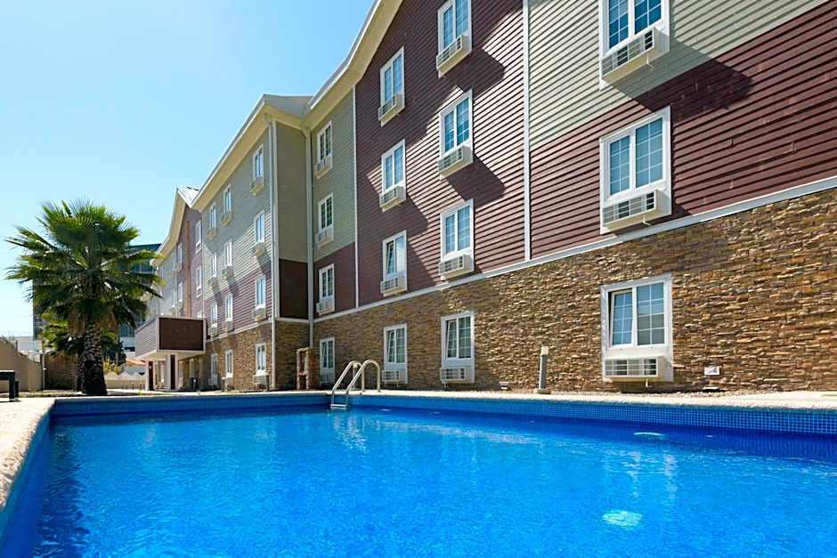 Extended Suites Tijuana Macroplaza