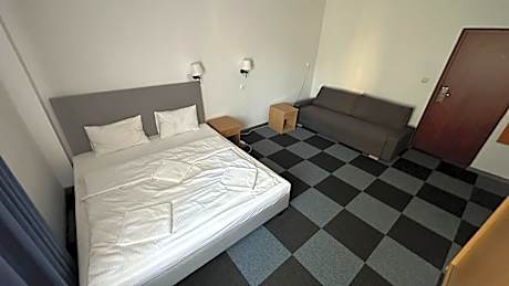 Comfort Quadruple Room