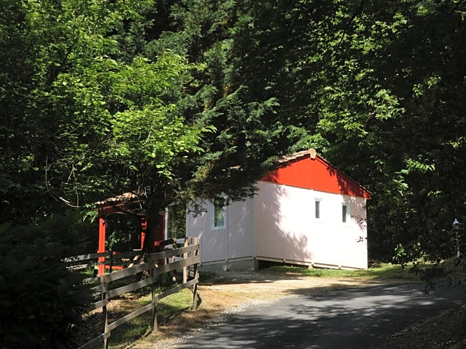 Les Chalets du Périgord