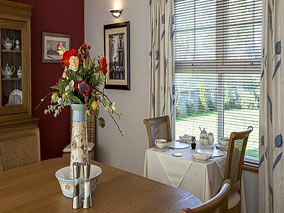 Crowfield Country House