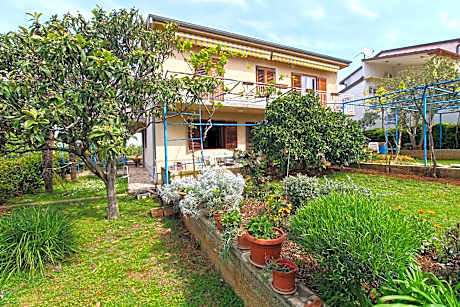 Apartment 1557