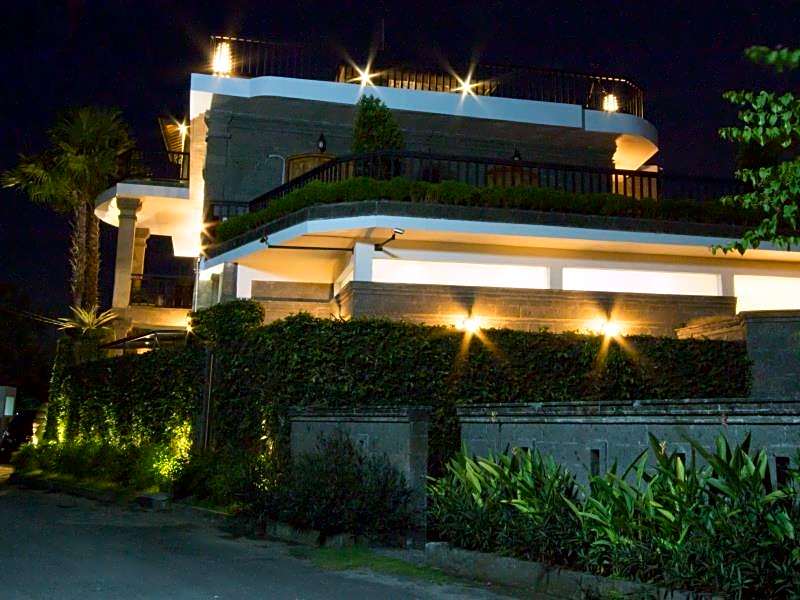 Puri Ratu Jimbaran Villa