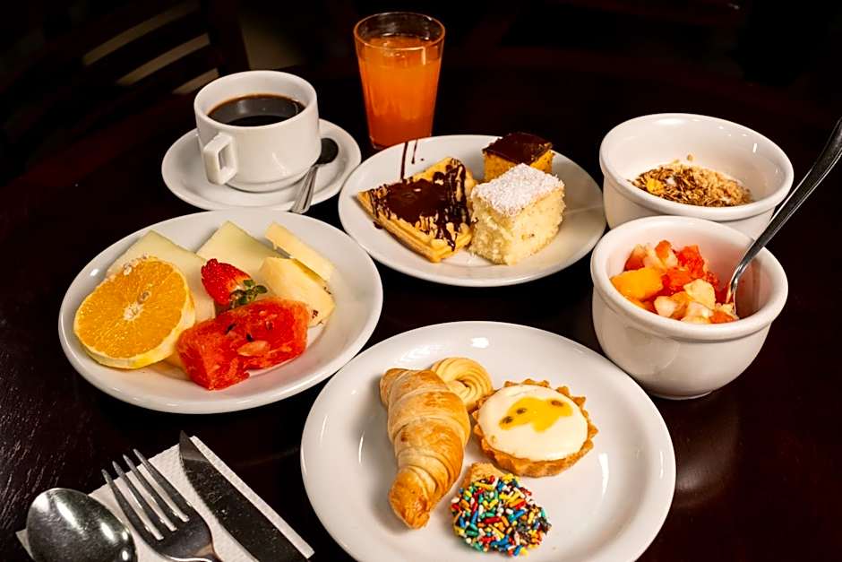 Del Rey Quality Hotel