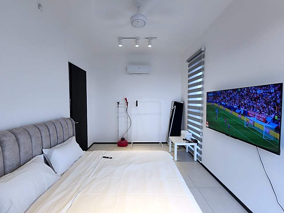 Urban Suite - George Town