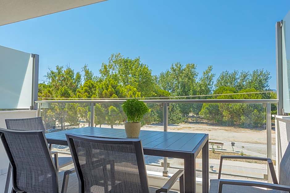 BISALTAE SEASIDE SUITES