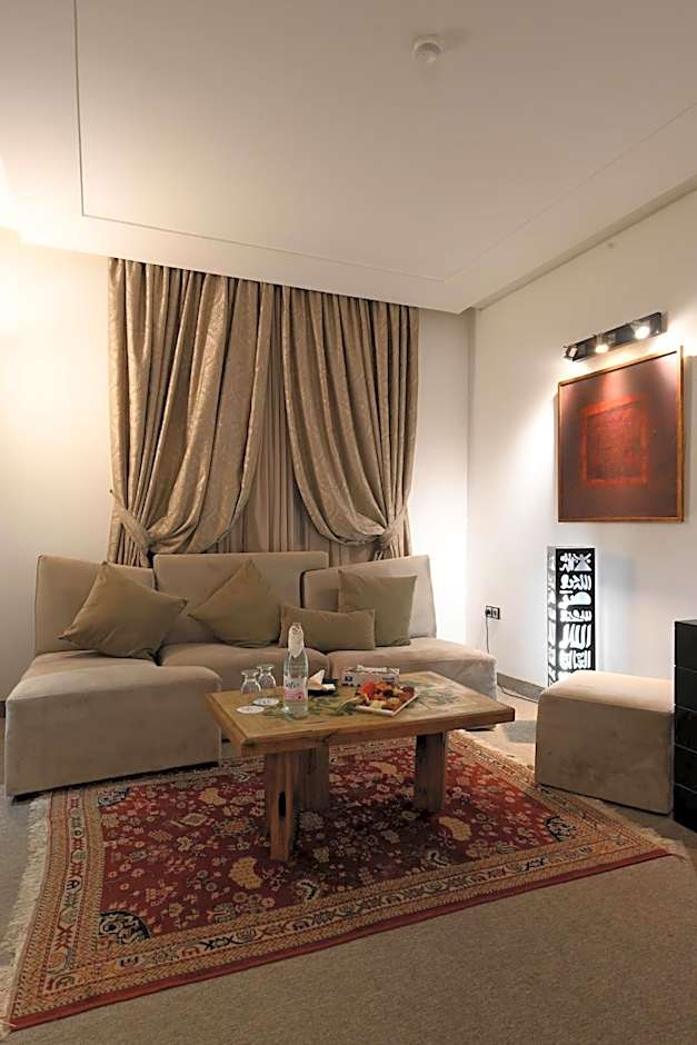 Business Hotel