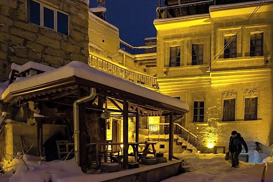 Atilla's Cave Hotel