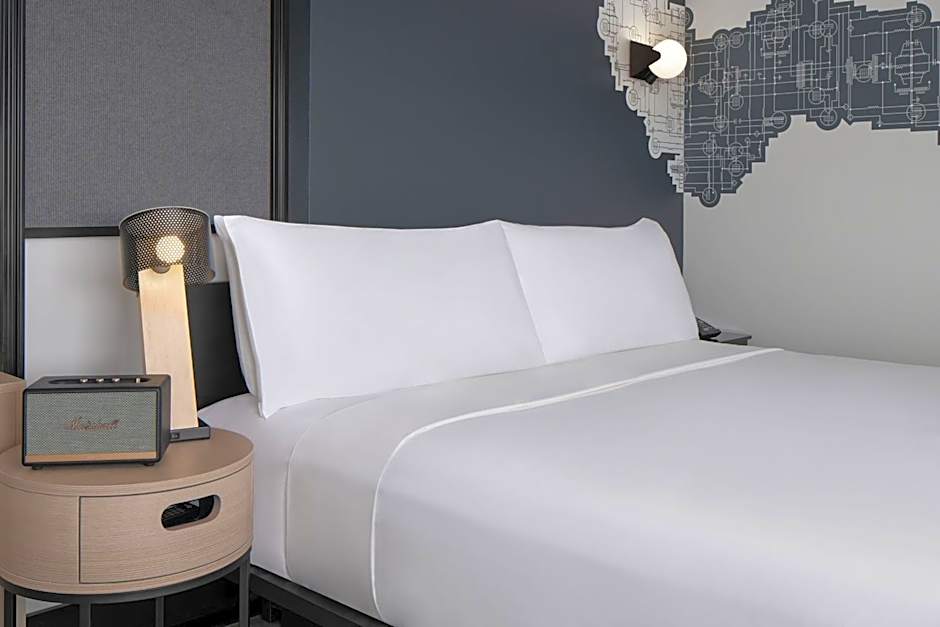 Aloft Houston Shenandoah