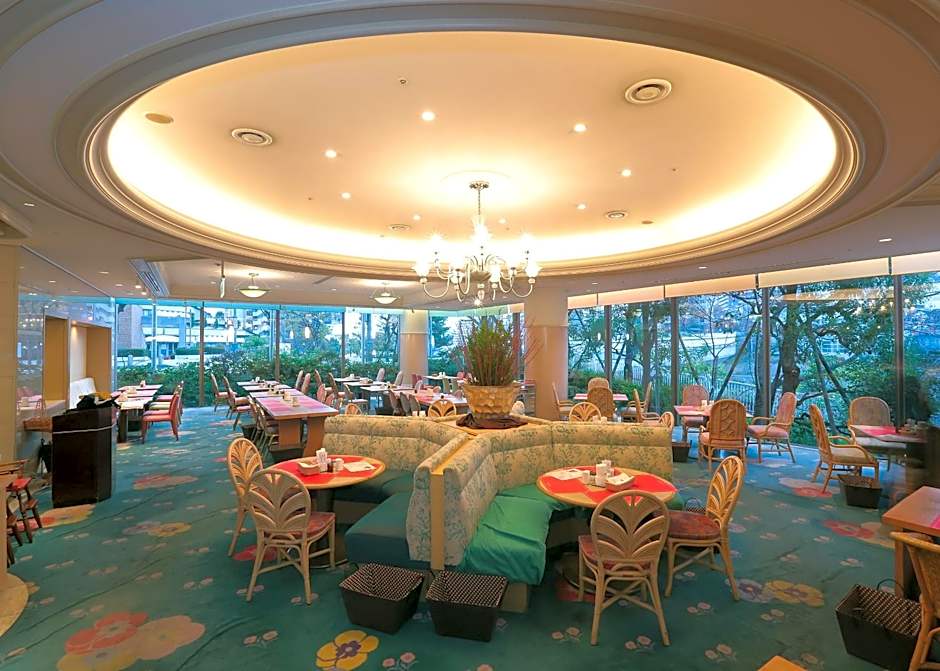 Takarazuka Washington Hotel