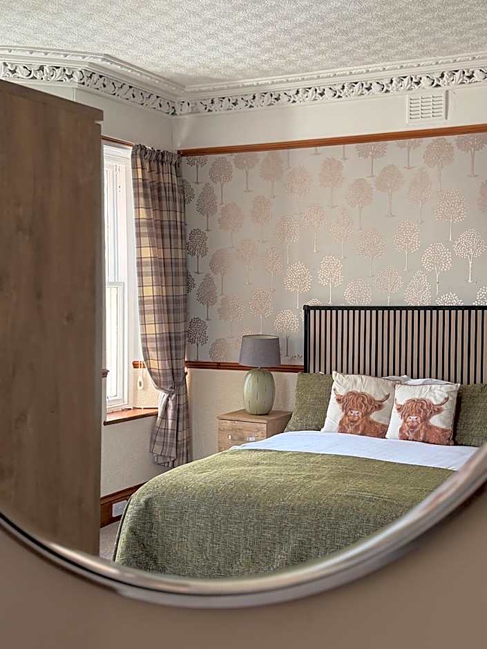 The Famous Star Hotel Moffat