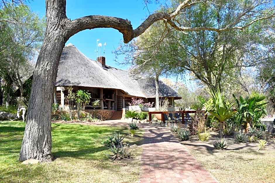 MILIMA Big 5 Safari Lodge