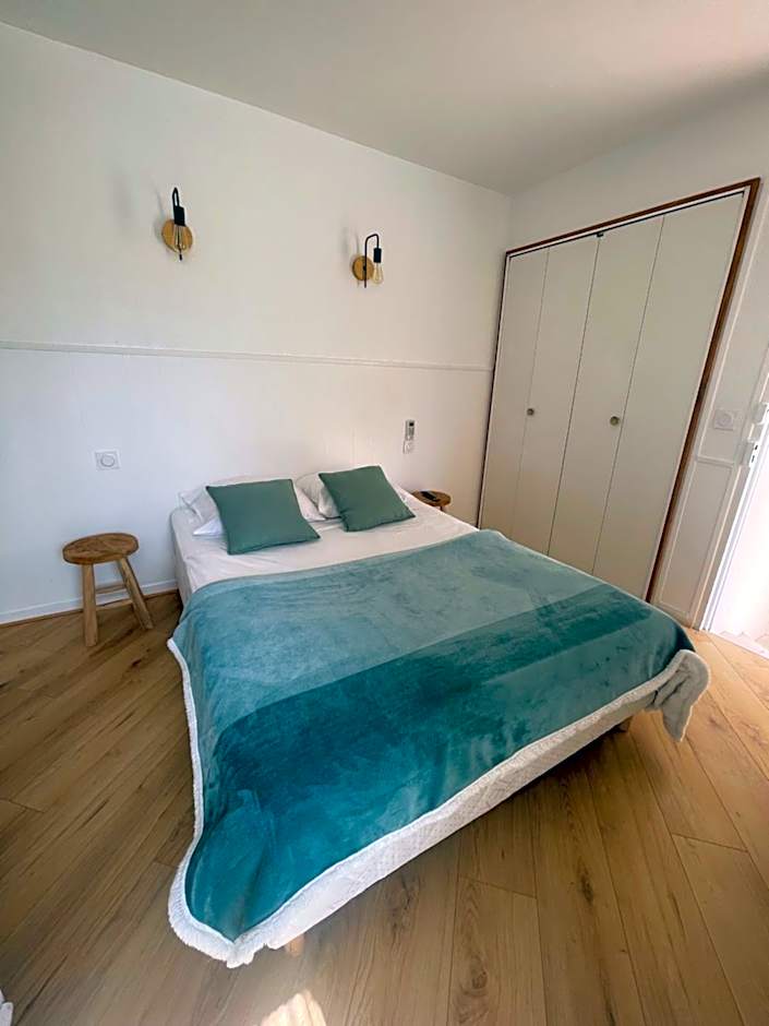 Ezz'Hotel Canet