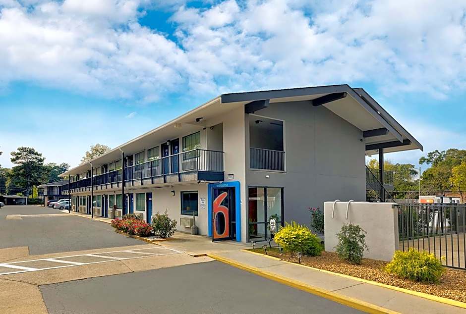 Motel 6-Columbus, GA