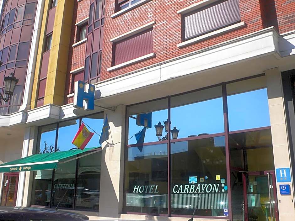 Hotel Carbayon