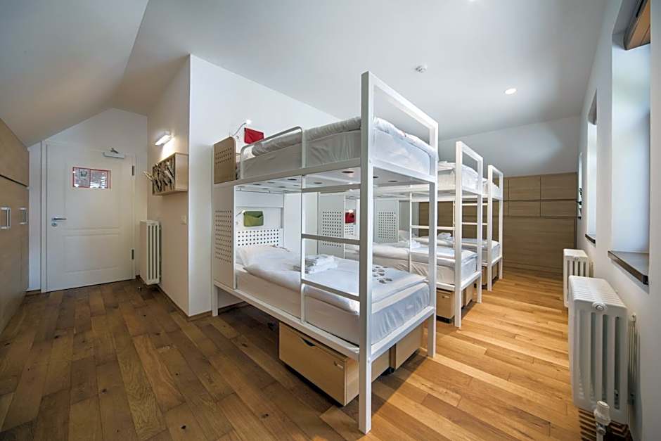 Hostel Bearlog Kočevje