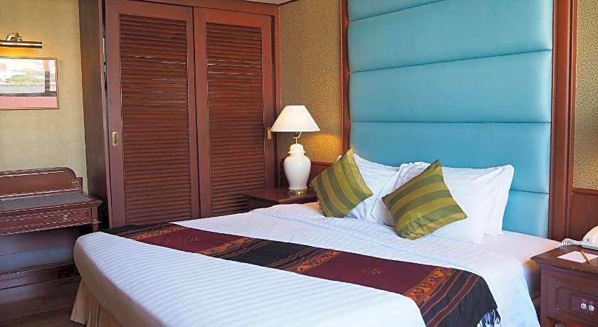 Charoen Thani Khon Kaen Hotel