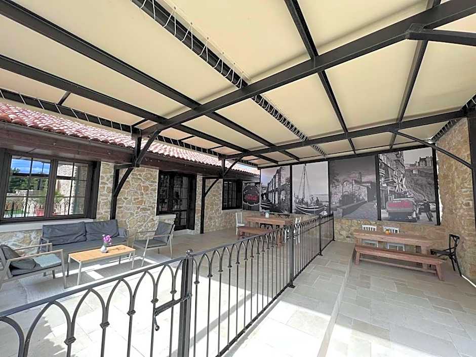 Castro Mesembria Boutique Hotel