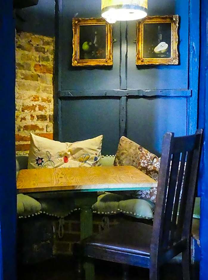 Ye Olde Smugglers Inne