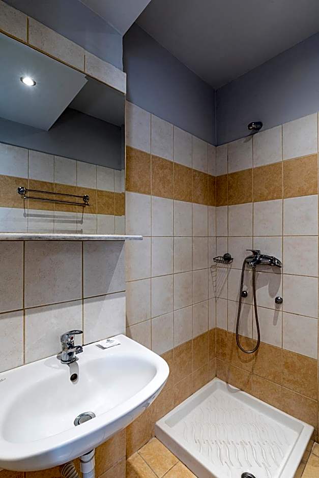 N E P center Hotel Rodos