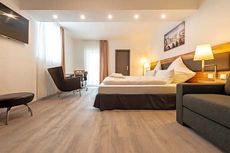 Vierbettzimmer-Eigenes Badezimmer