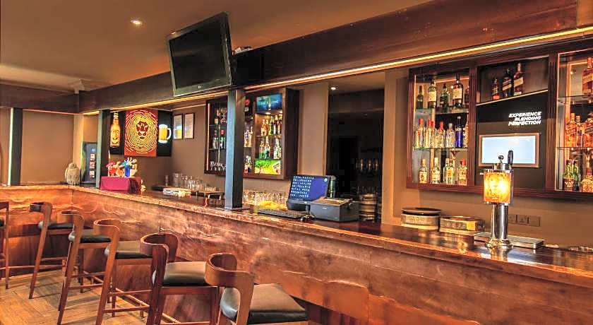 Kandy City Hotel by Earl's