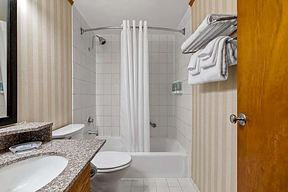 Best Western Adirondack Inn