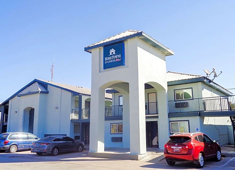 OYO Hotel Midland