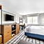 AmericInn by Wyndham Delafield