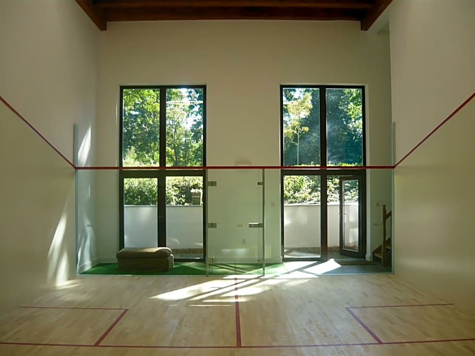 Aulichówka - Dom Wakacyjny i Squash