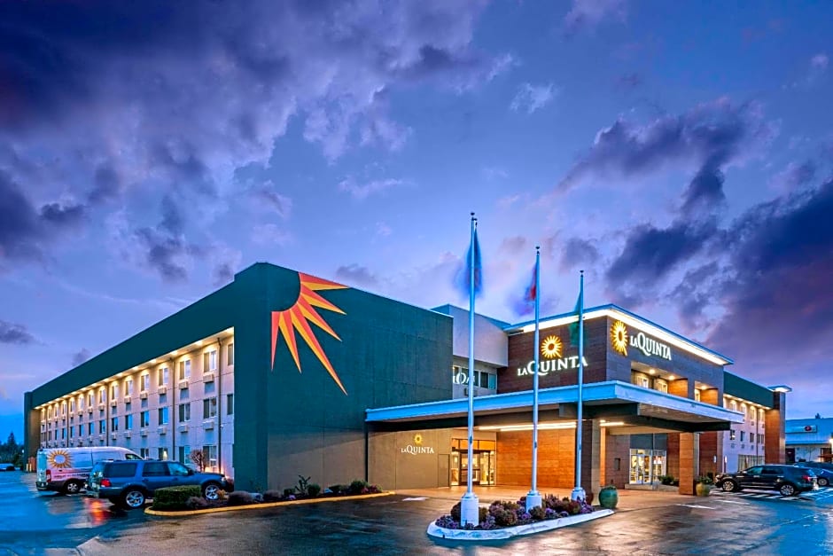 La Quinta Inn & Suites by Wyndham Seattle-Federal Way