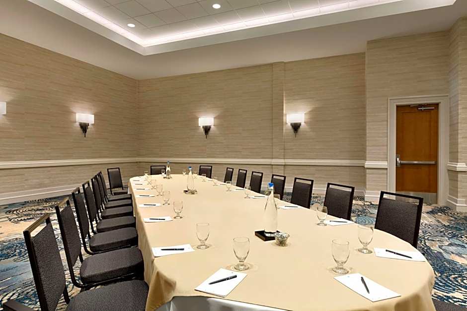 Embassy Suites by Hilton Monterey Bay-Seaside