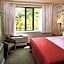 Williamsburg Woodlands Hotel & Suites, an official Colonial Williamsburg Hotel