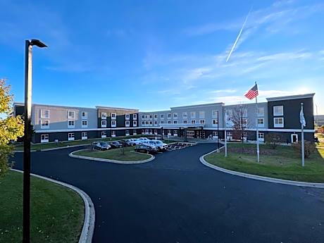 La Quinta Inn & Suites by Wyndham Bannockburn-Deerfield