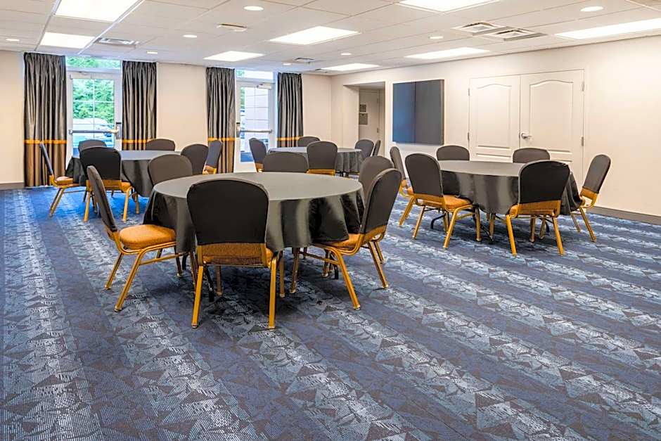 Homewood Suites by Hilton Rochester/Greece