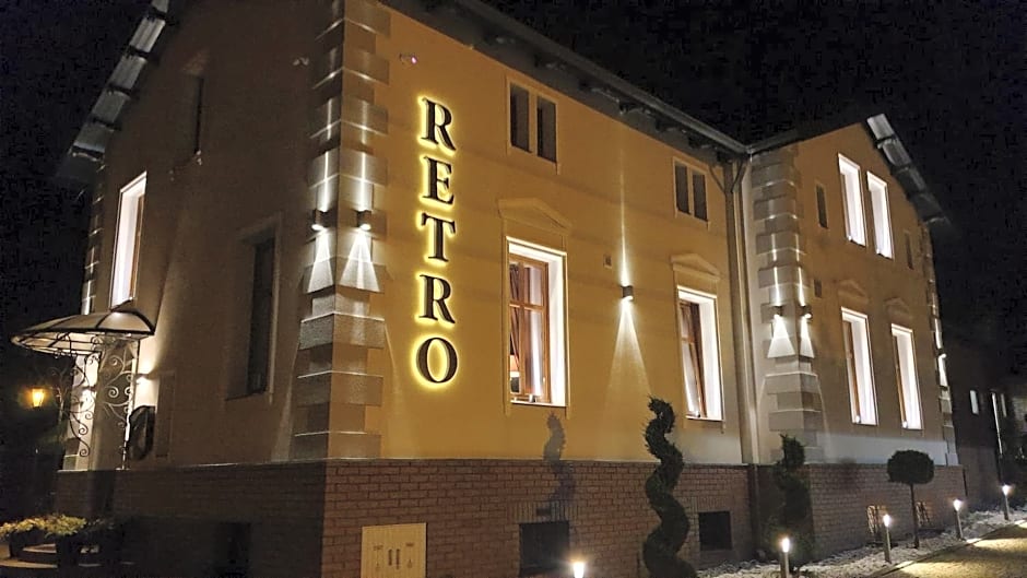 Restauracja RETRO & OAK ROOMS