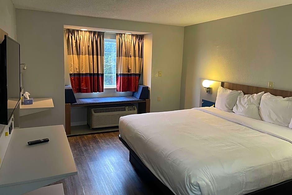 Microtel Inn & Suites by Wyndham Atlanta Airport