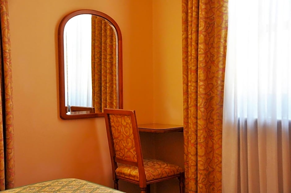 Hotel Roma