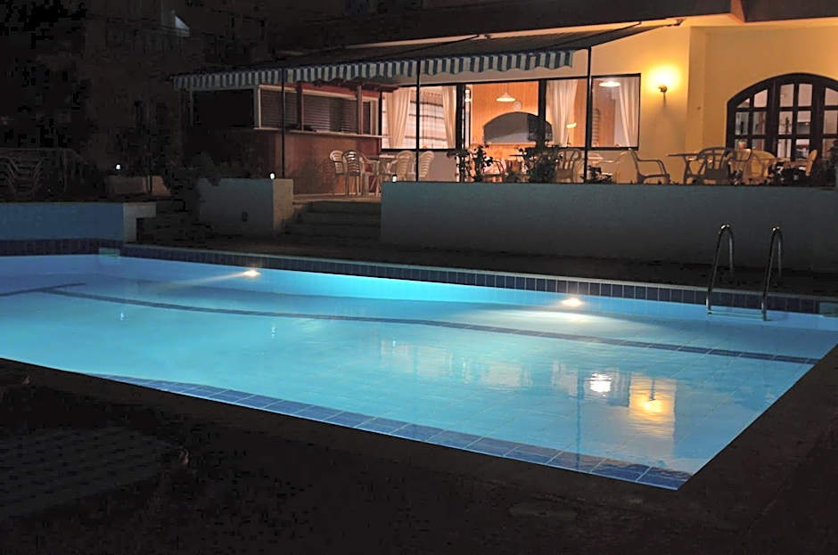 Hotel Thisvi