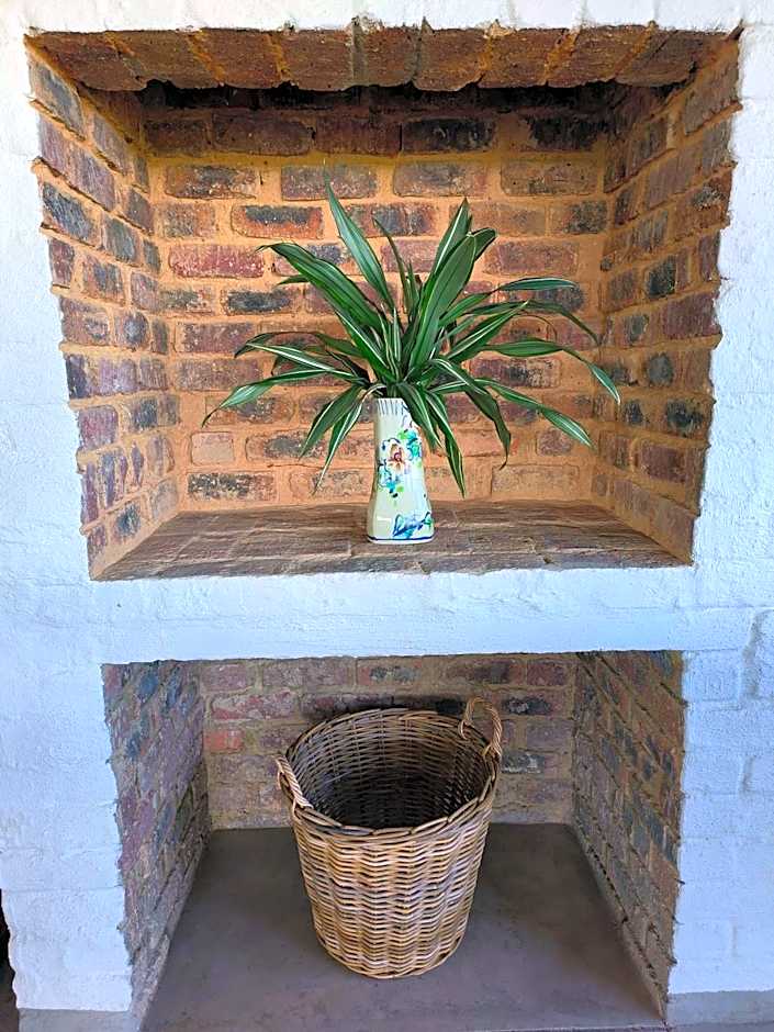 Eloff Guest House and Gallery