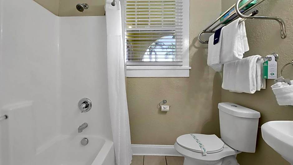 Crystal Bay Historic Hotel