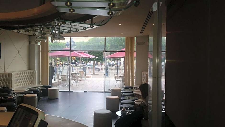 El Hana International