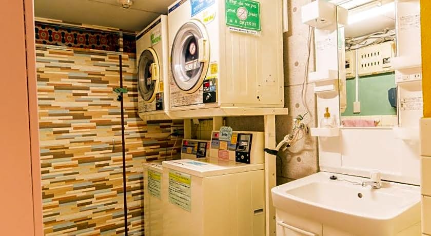 Backpackers Hotel Toyo