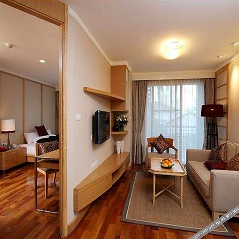 D Varee Montara Thonglor 25